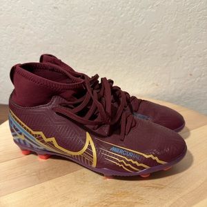Nike Mercurial Superfly Soccer Cleats Size 2Y
